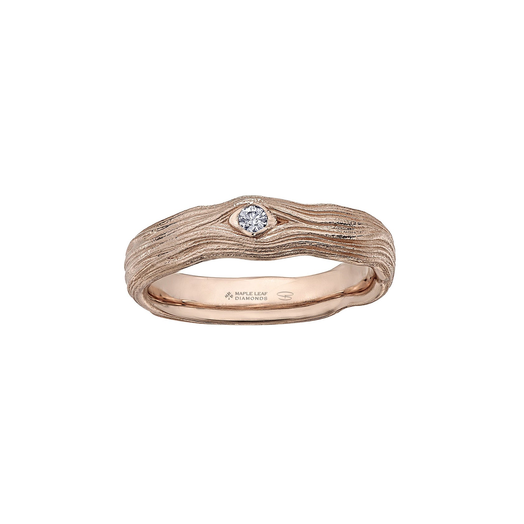 Crafted in 14KT rose Certified Canadian Gold, this men’s ring features a round brilliant-cut Canadian diamond set on a driftwood-inspired band.