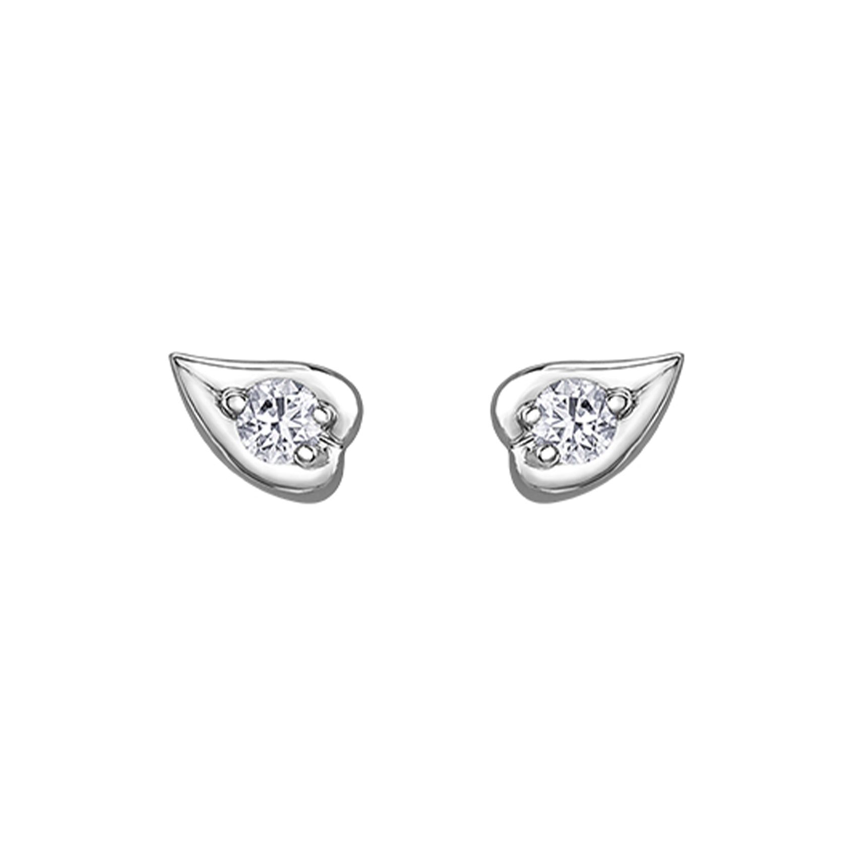 Crafted in 14KT white Canadian Certified Gold, these ivy leaf shaped earrings are each set with a round brilliant-cut Canadian diamond.