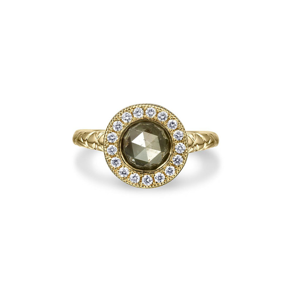 Crafted in 14KT yellow gold, this ring features a diamond halo with a grey rose-cut diamond centre and a quilted band. 