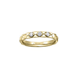 Crafted in 14KT yellow Certified Canadian Gold, this quilted band is set with three round brilliant-cut Canadian diamonds.