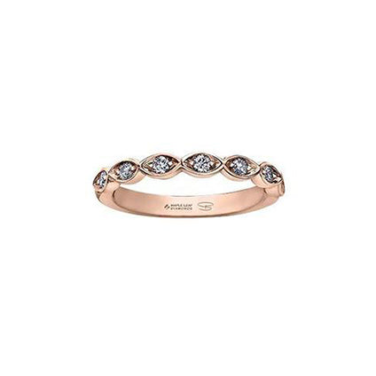 Crafted in 18KT rose gold, this lily of the valley flower-inspired band is set with Canadian diamonds. 
