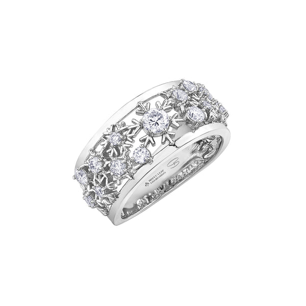 Crafted in 14KT white Certified Canadian Gold, this ring features snowflakes and round brilliant-cut Canadian diamonds. 