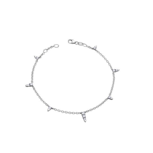 Crafted in 14KT white Certified Canadian Gold, this bracelet features baby icicles set with round brilliant-cut Canadian diamonds.