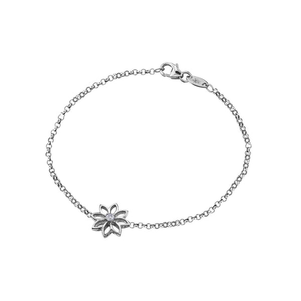Crafted in 14KT white Certified Canadian Gold, this bracelet features a water lily flower with a round brilliant-cut Canadian centre diamond. 